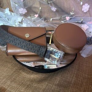Michael Kors Leather L/XL Crossbody/Belt with 2 Removable Mini Pouches